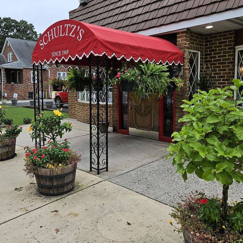 Schultz's Crab House