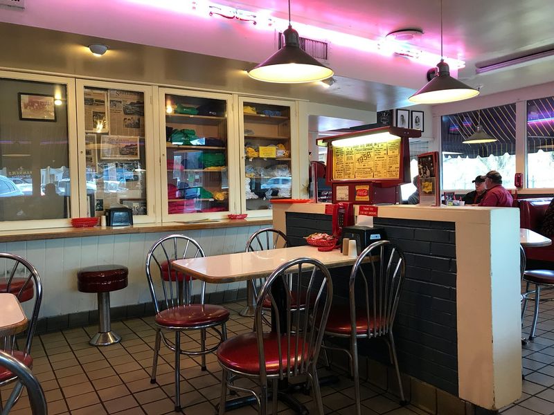 Wright's Dairy-Rite: Staunton's Time Capsule Diner