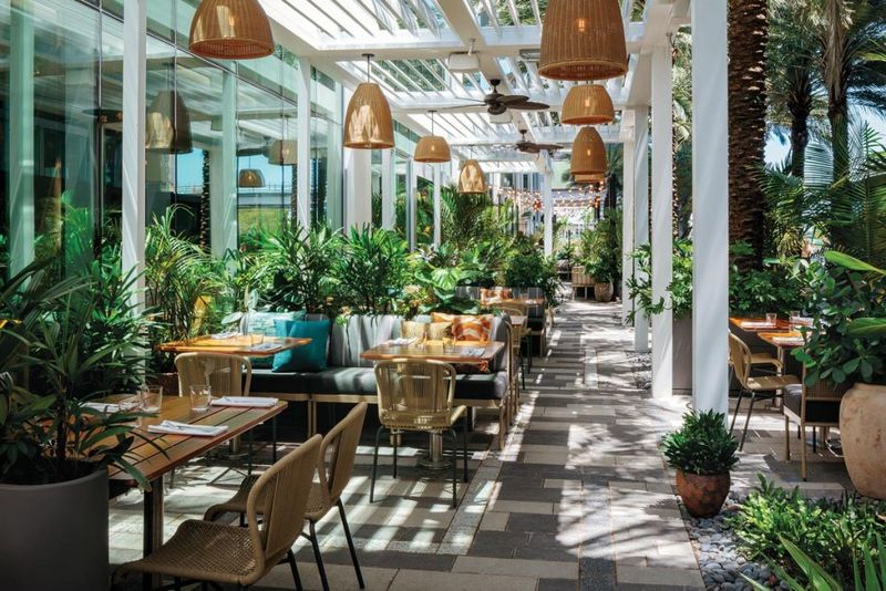 Earls Kitchen + Bar: Canadian Invasion