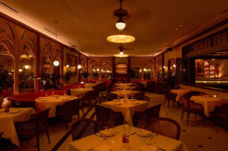 Sunny's Steakhouse: Retro Revival