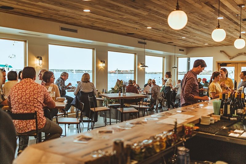 Luke's Lobster: Sustainable Seafood With Harbor Views