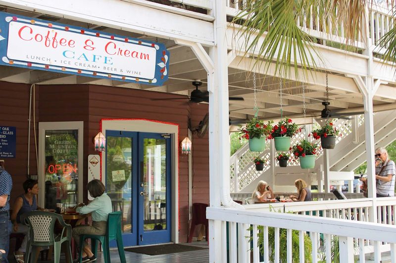 Coffee N' Cream (Micanopy)