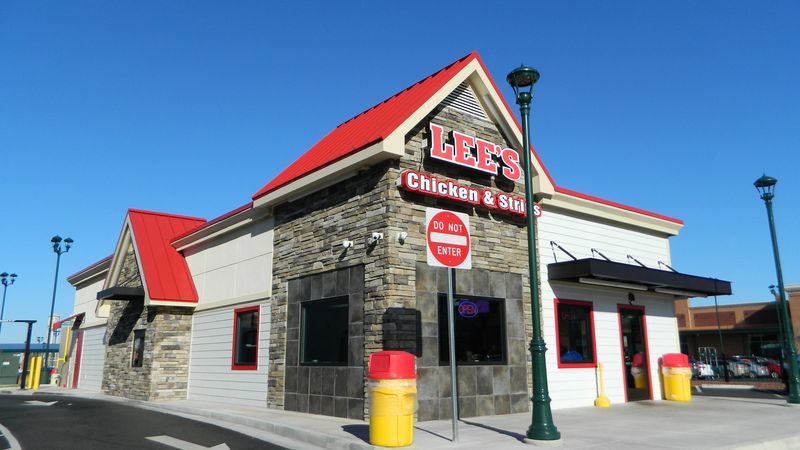 Lee's Famous Recipe Chicken (Richmond)
