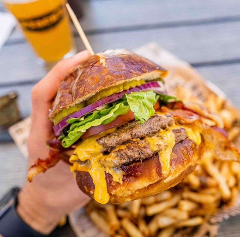 Stack’d Burgers & Beer (Pittsburgh)