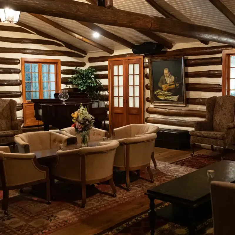 The Log Cabin – Lancaster County