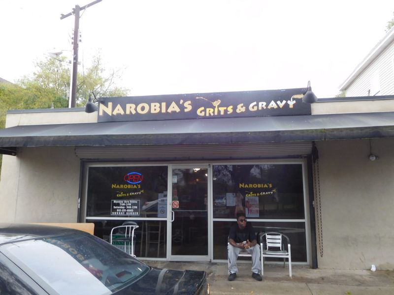 Narobia’s Grits & Gravy (Savannah)