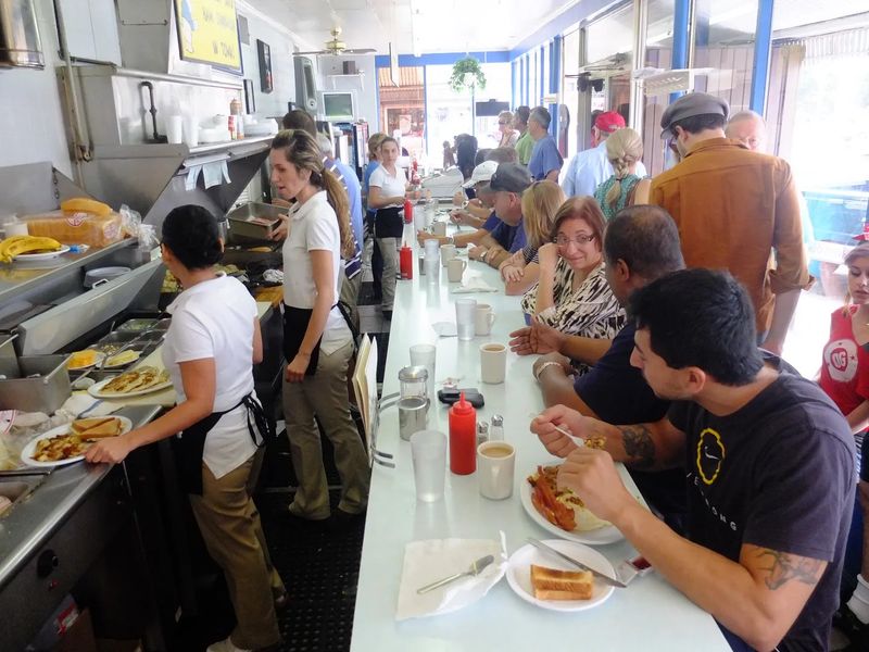 Nick's Diner - Wheaton