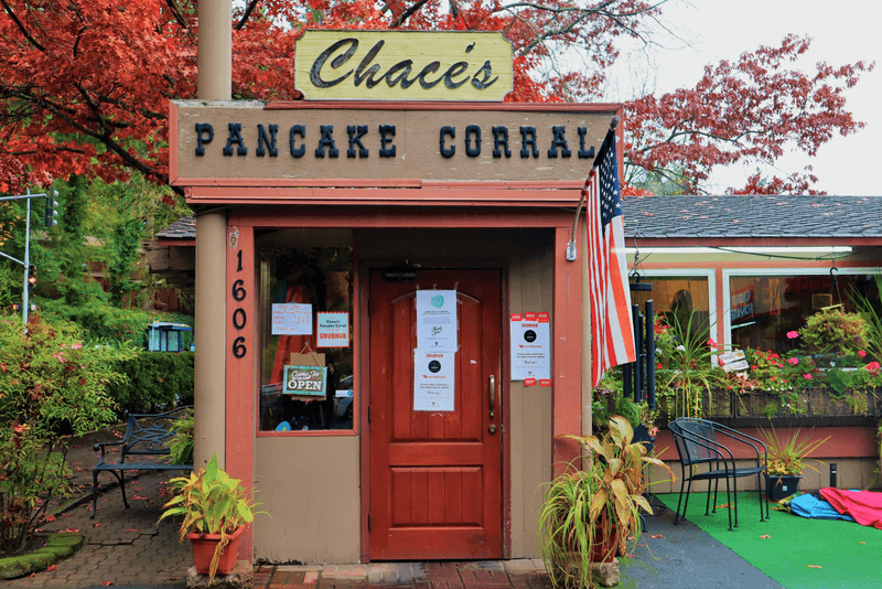 Chace's Pancake Corral – Bellevue