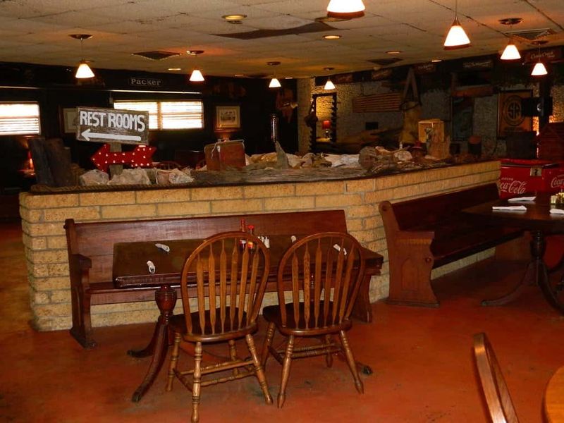 The Yearling Restaurant (Cross Creek)