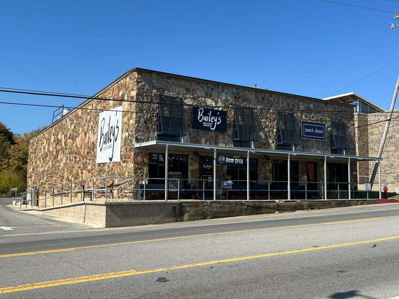 Bailey’s Family Restaurant (Cave City)