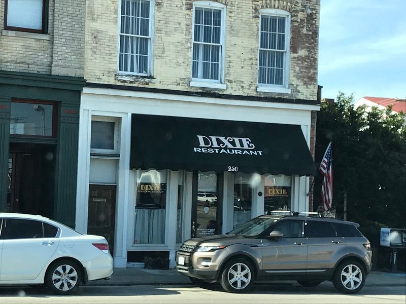 Dixie Restaurant: Petersburg's Historic Greasy Spoon