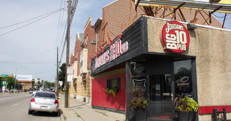 Jordan's Big 10 Pub