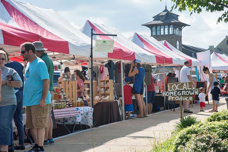 Ross Bridge Friday Night Market